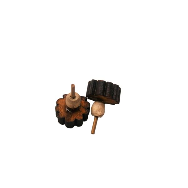 Radha Nam Designer Flower Shape Eartops (PC : 415) - Image 3